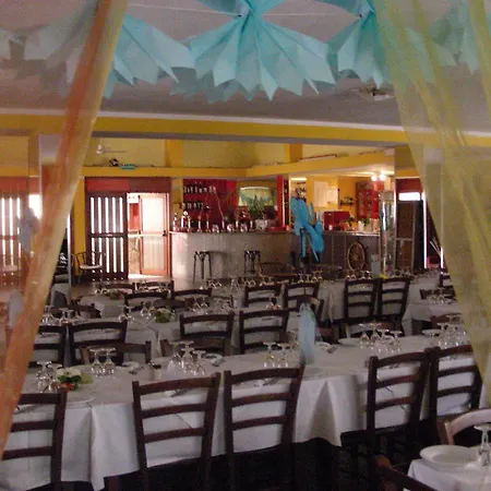 ホリデーパーク Villaggio Nurral フェルティリア