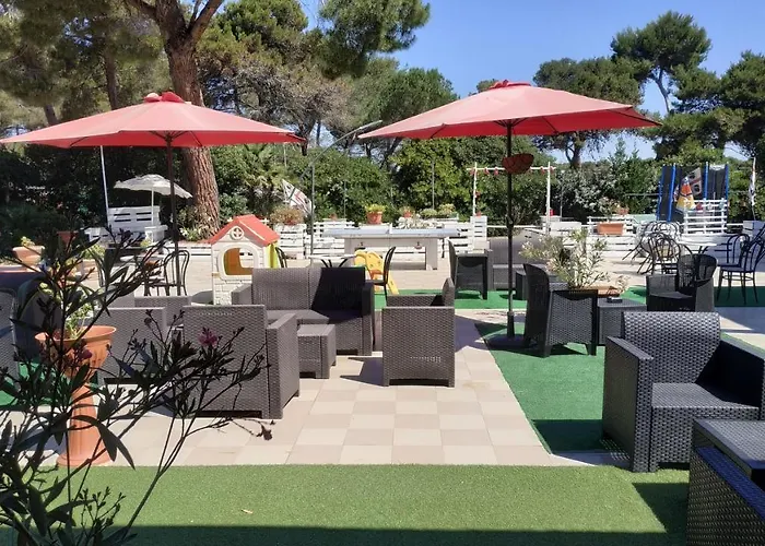 Πάρκο διακοπών Villaggio Nurral 3*